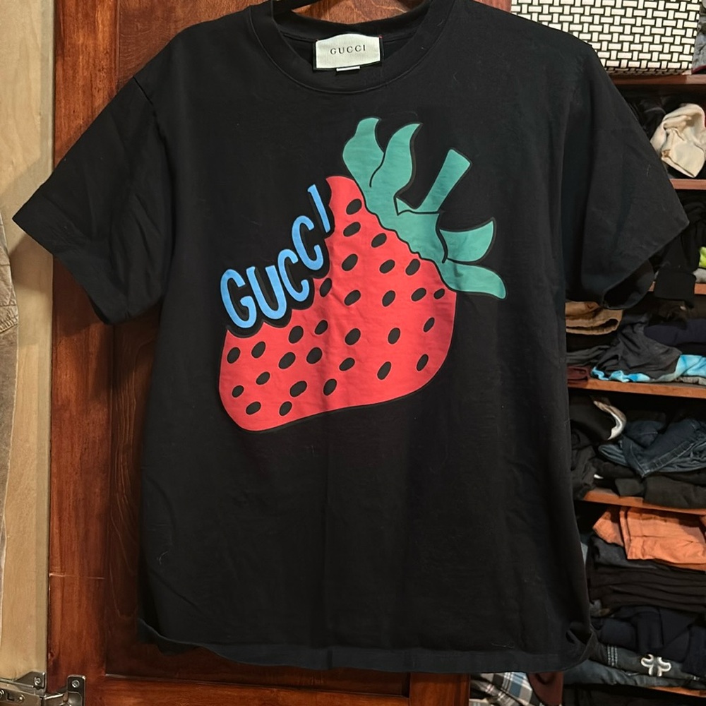 Gucci black strawberry t shirt
